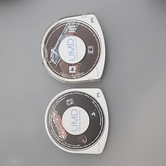 PSP Grand Theft Auto & Need for Speed - Picture 1 of 2
